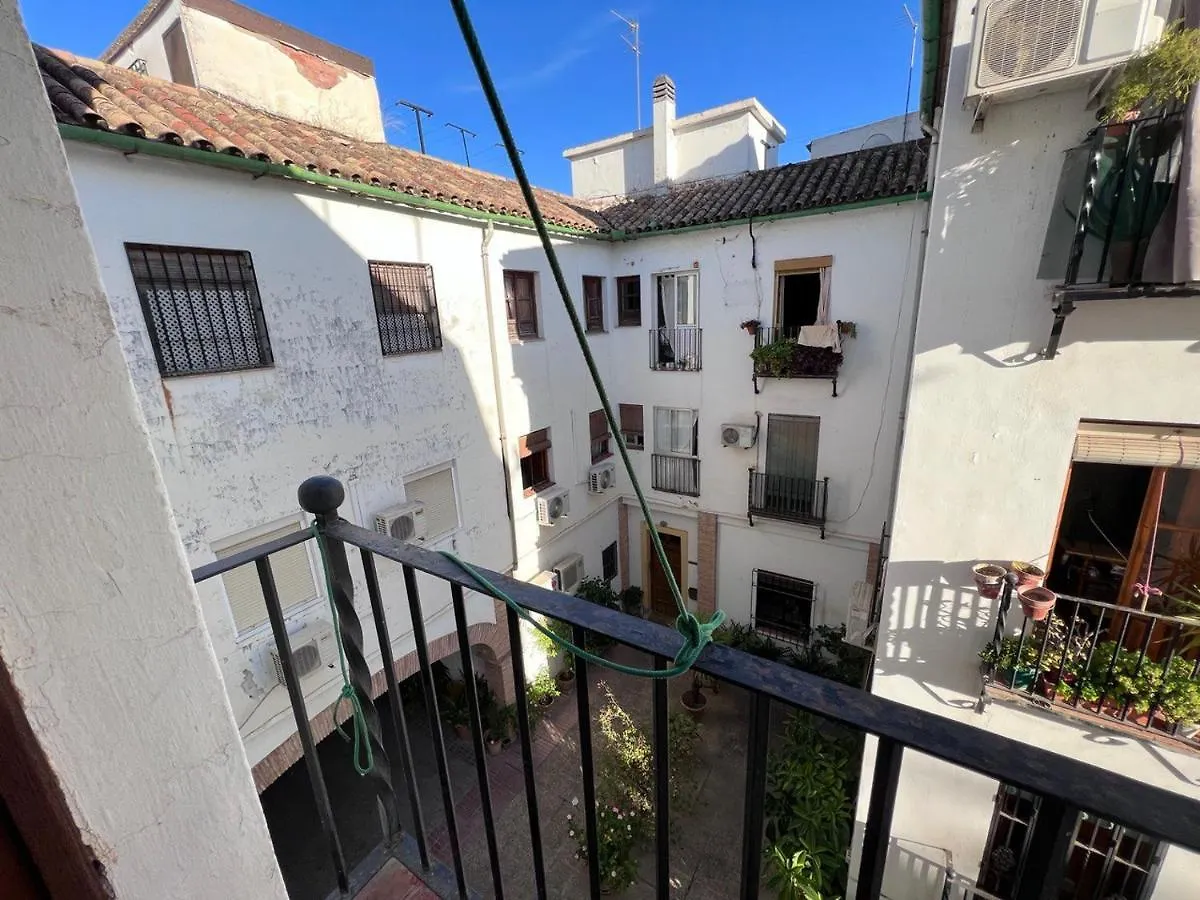 Apartamento con patio para 4 en el casco histórico Córdoba